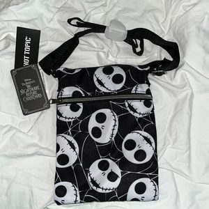 NWT 🎄🎃The Nightmare Before Christmas Jack Head Passport Crossbody Bag 🎃💀🎄